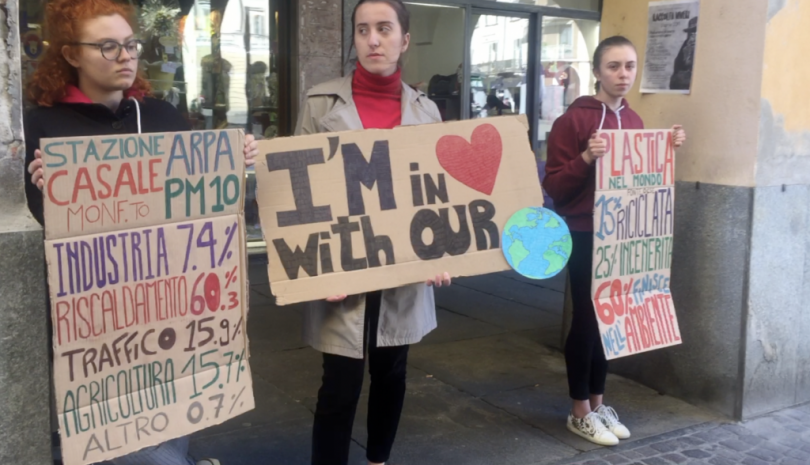 VIDEO - Con Federico Azzarito nella manifestazione di Fridays For Future sotto i portici di via Roma